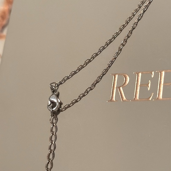 EUC SWAVORSKI CRYSTAL STARFISH NECKLACE SILVER - Picture 6 of 14